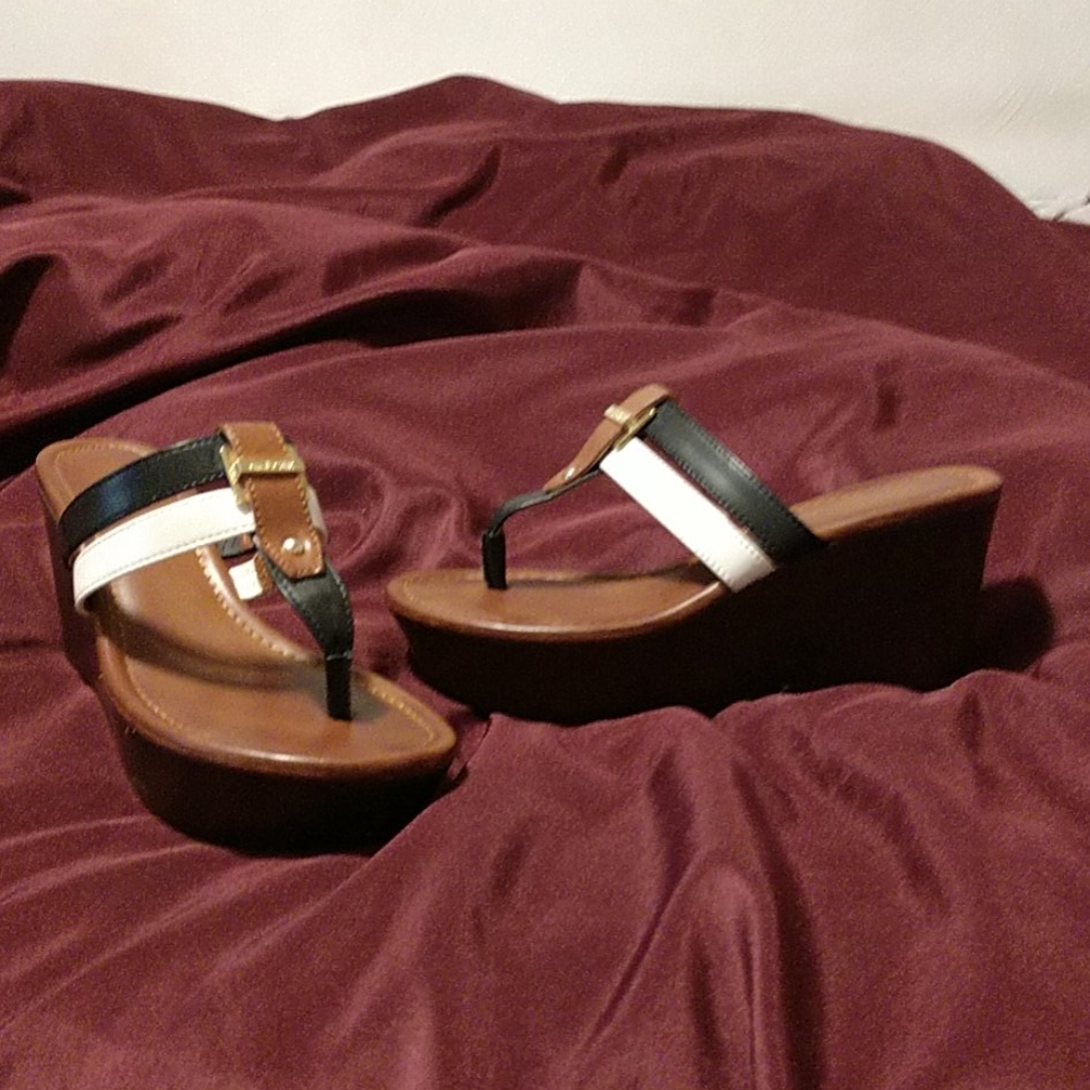 Tommy Hilfiger Wedges size 6.5
